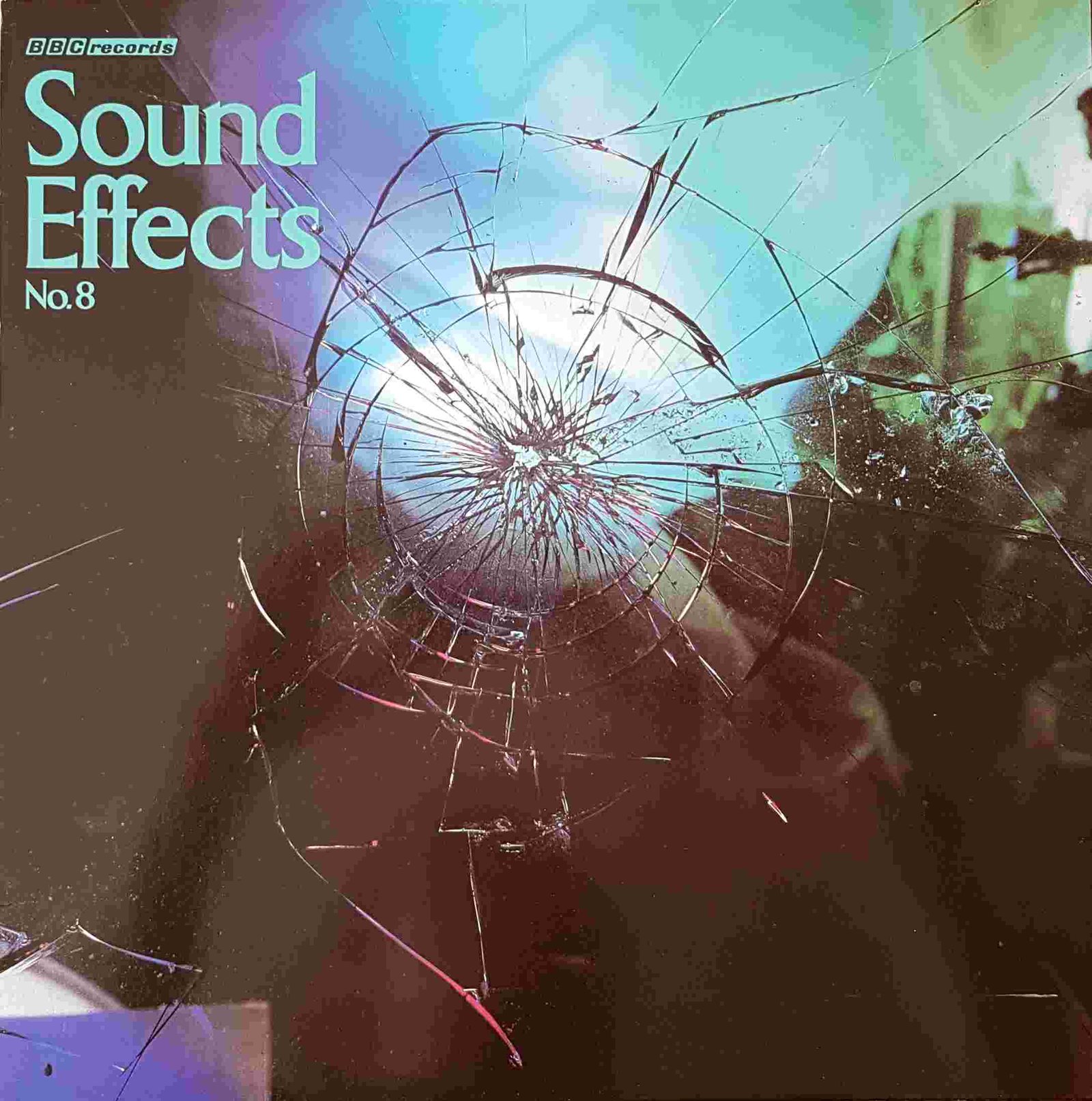 Front cover of RED 126